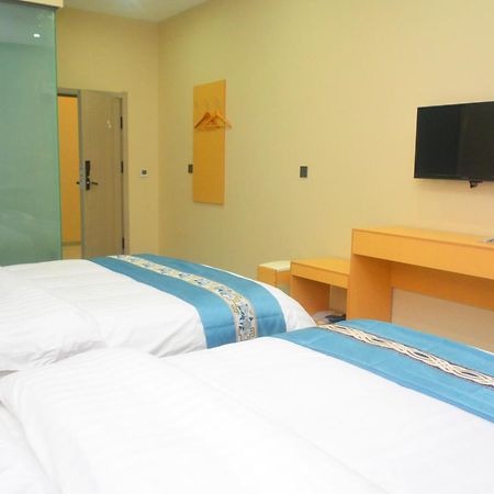 Hongge Hotel - Harbin Taiping Airport Екстериор снимка