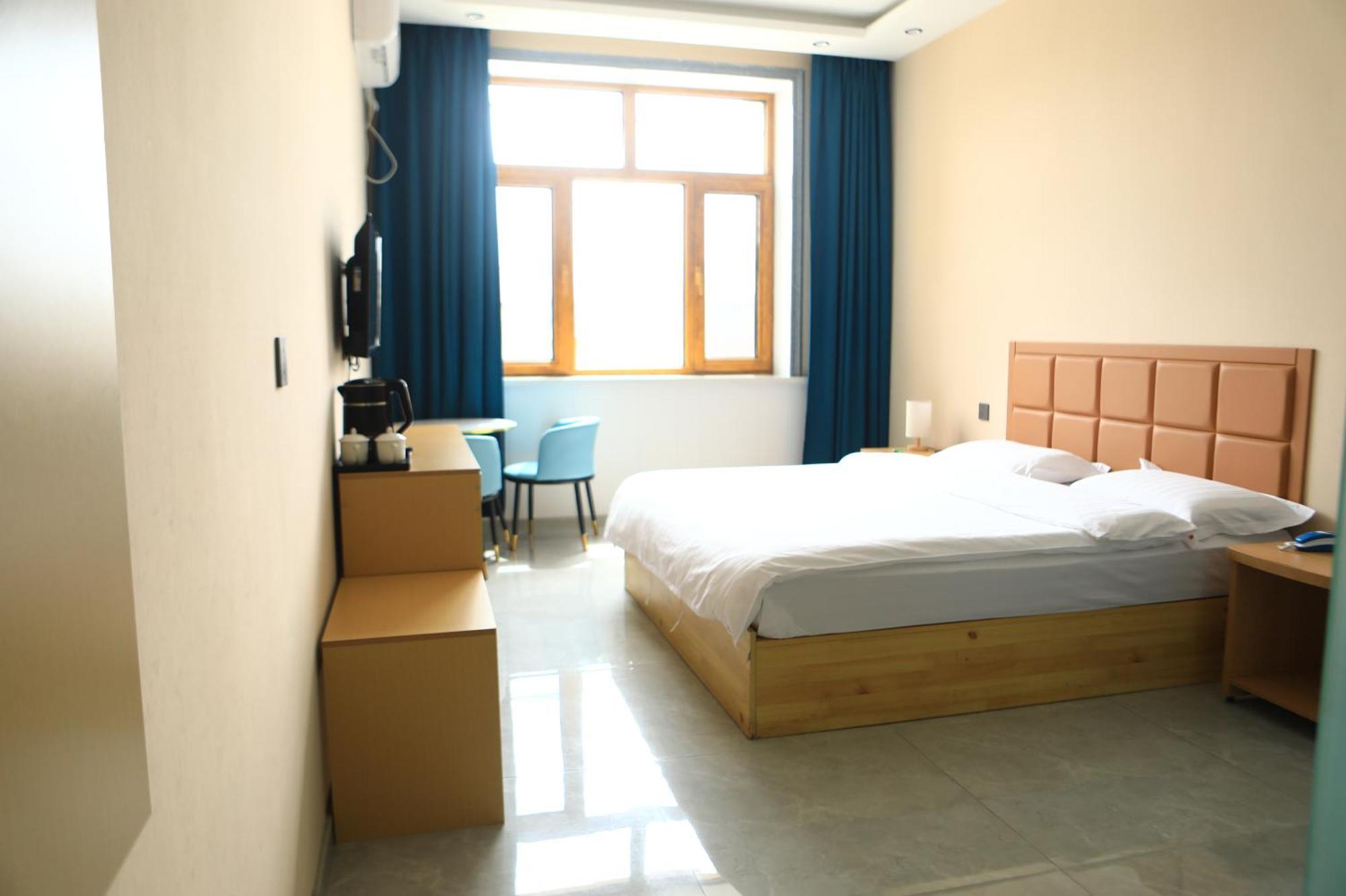 Hongge Hotel - Harbin Taiping Airport Екстериор снимка