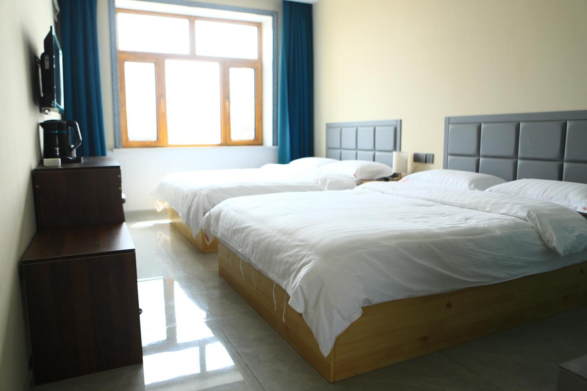 Hongge Hotel - Harbin Taiping Airport Екстериор снимка